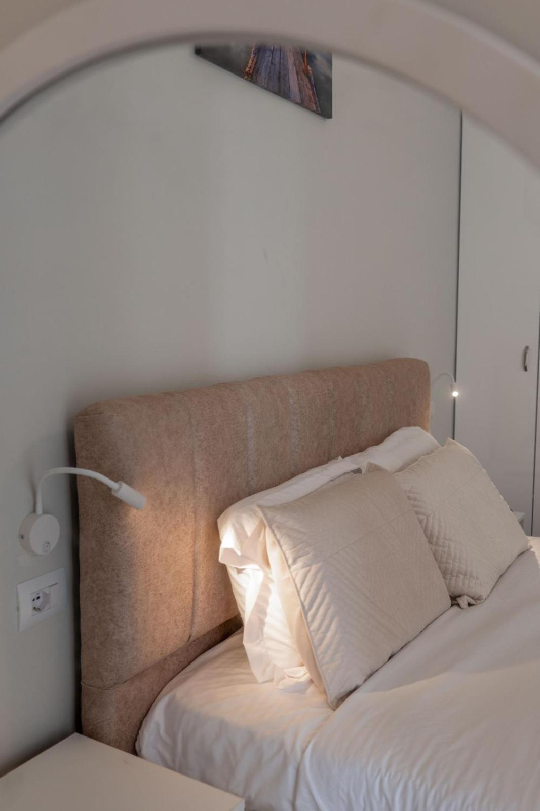 Esel Apartments Саранда Екстер'єр фото