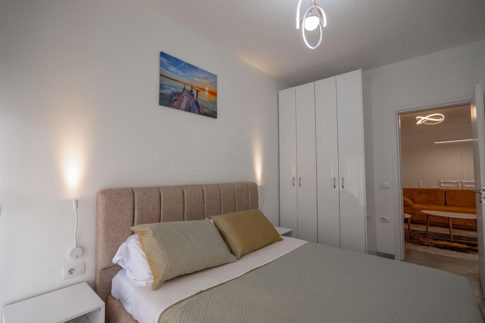 Esel Apartments Саранда Екстер'єр фото