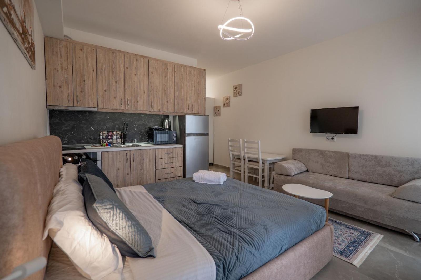 Esel Apartments Саранда Екстер'єр фото